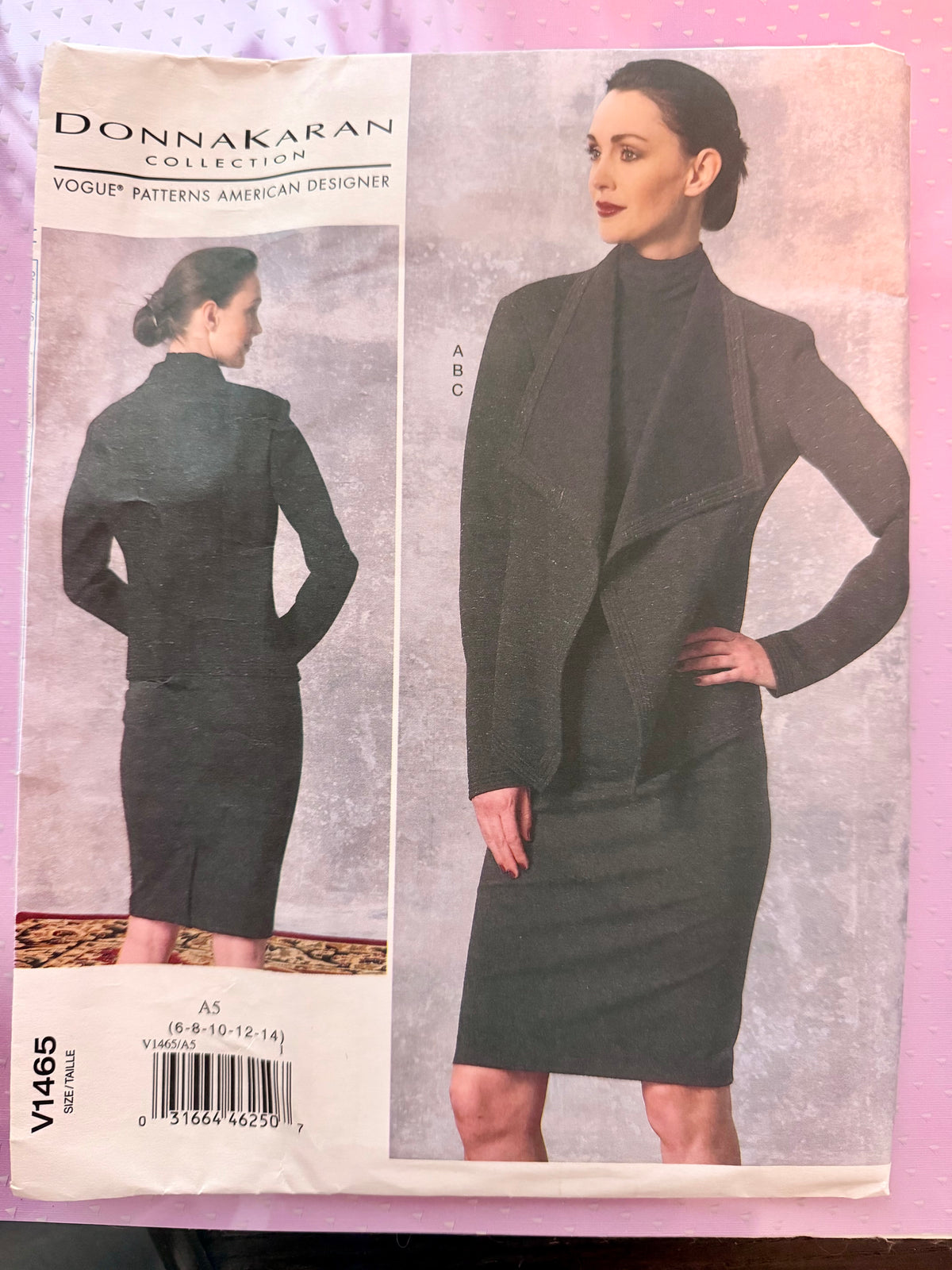 Vogue 1465 Donna Karan Collection