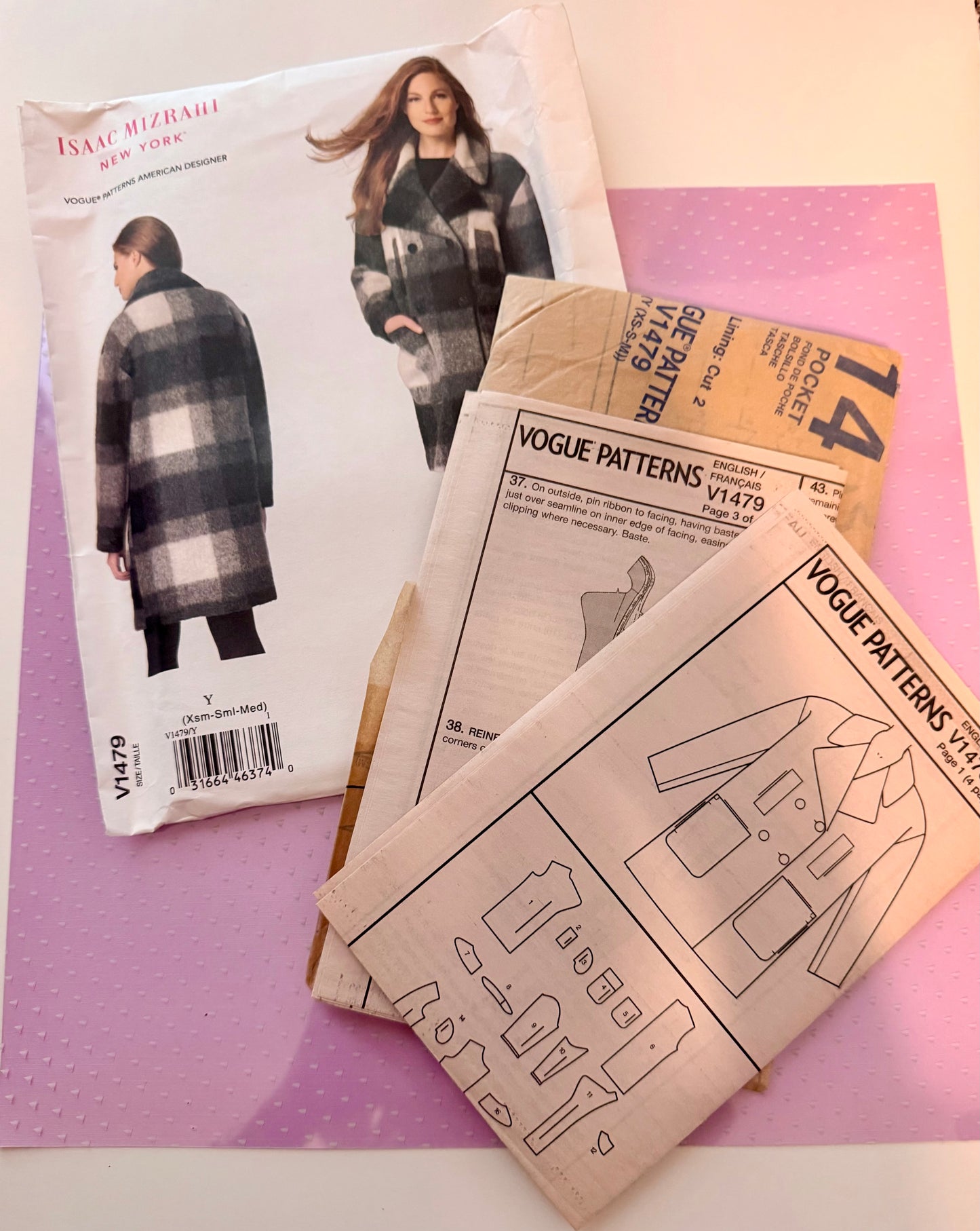 Vogue Pattern V1479 Isaac Mizrahi New York