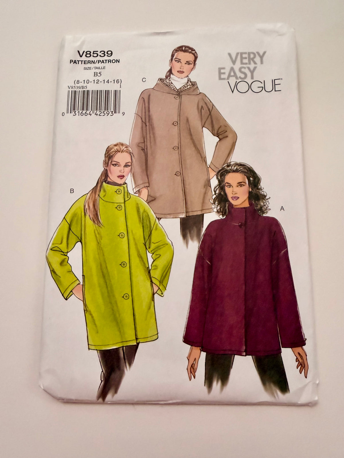 Vogue Pattern 8539 Very Easy Vogue Unlined Jacket/Coat