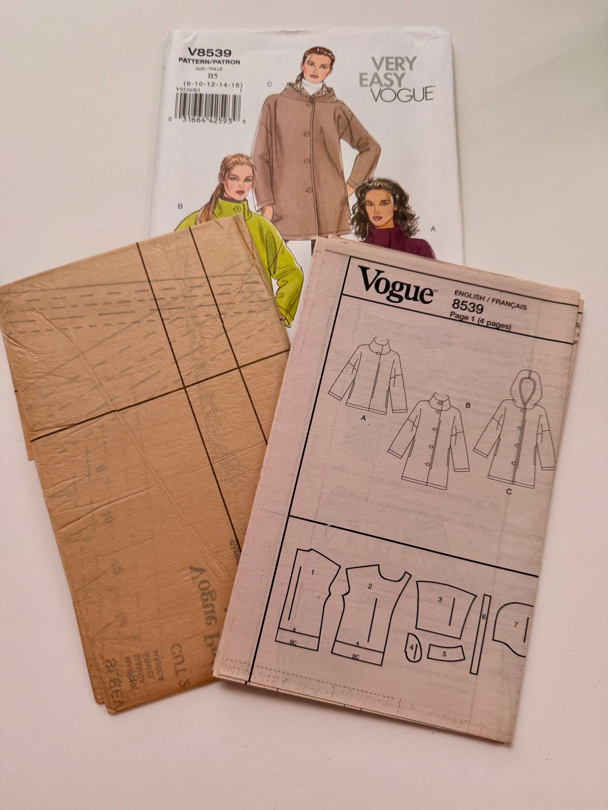 Vogue Pattern 8539 Very Easy Vogue Unlined Jacket/Coat