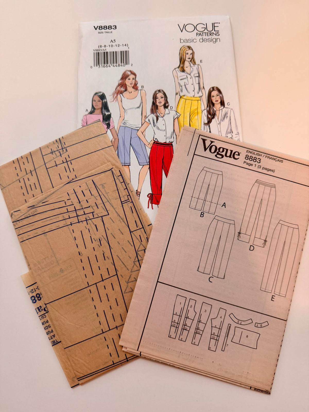 Vogue Pattern 8883 Vogue Basic Design Shorts & Pants